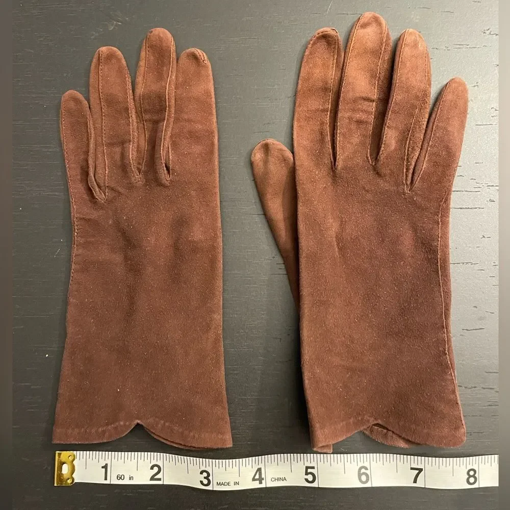 Vintage Brown Suede Gloves